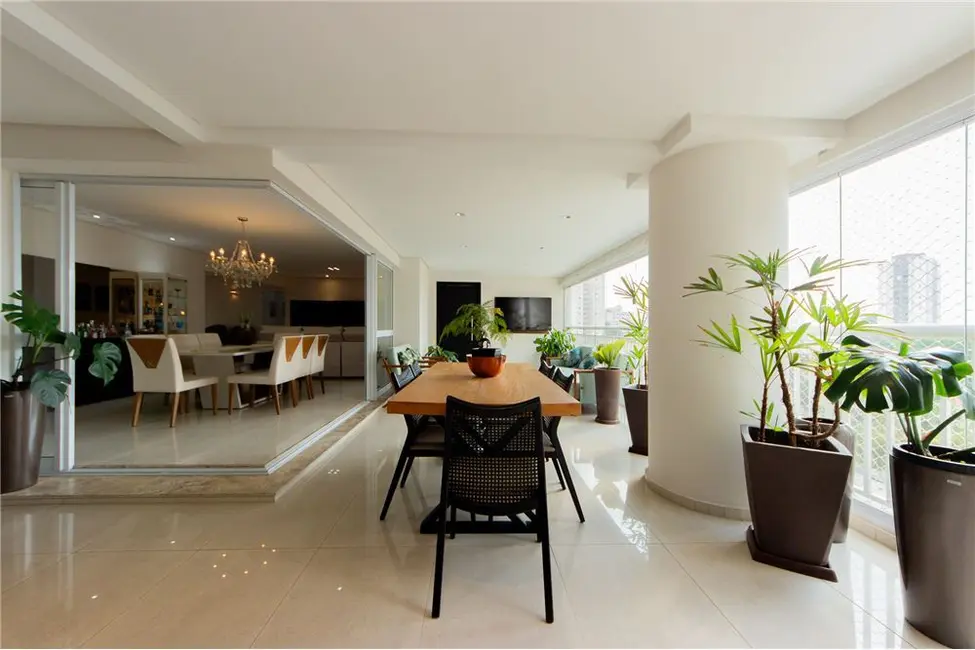 Foto 1 de Apartamento com 4 quartos à venda, 242m2 em Tatuapé, São Paulo - SP