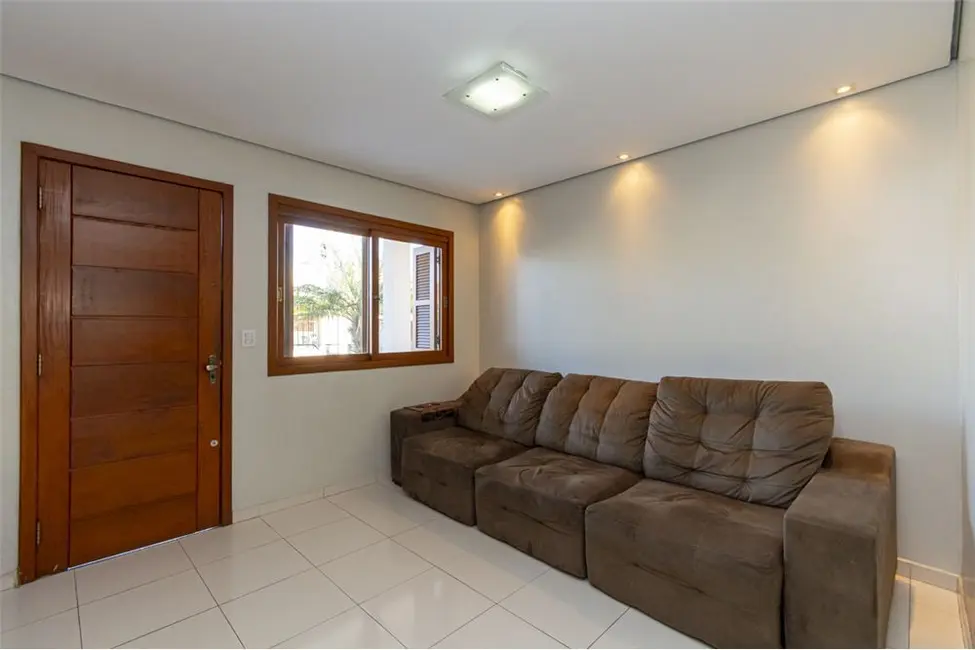 Casa com 2 quartos à venda, 145m2 em São José, Canoas - RS - imagem 7 Foto 7 de Casa com 2 quartos à venda, 145m2 em São José, Canoas - RS