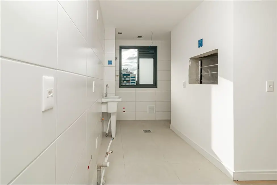 Foto 3 de Apartamento com 2 quartos à venda, 81m2 em Santana, Porto Alegre - RS