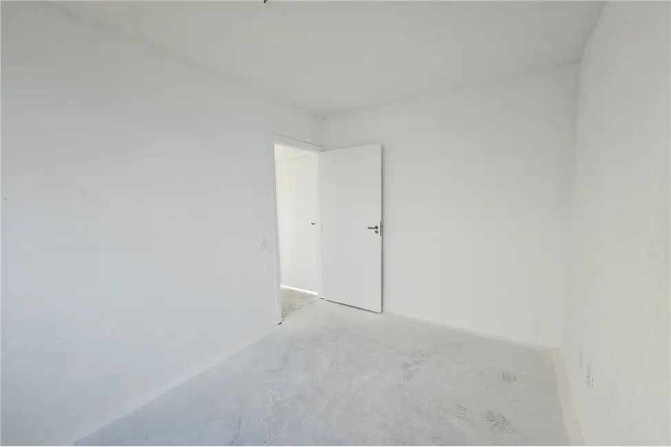 Apartamento com 2 quartos à venda, 42m2 em Rio Branco, Canoas - RS - imagem 8 Foto 8 de Apartamento com 2 quartos à venda, 42m2 em Rio Branco, Canoas - RS