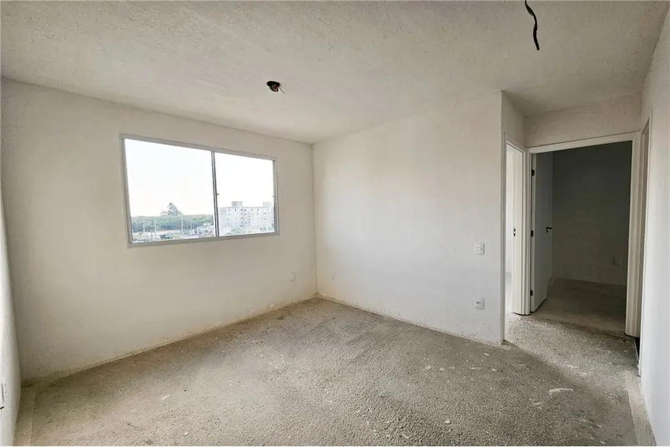 Apartamento com 2 quartos à venda, 42m2 em Rio Branco, Canoas - RS - imagem 9 Foto 9 de Apartamento com 2 quartos à venda, 42m2 em Rio Branco, Canoas - RS