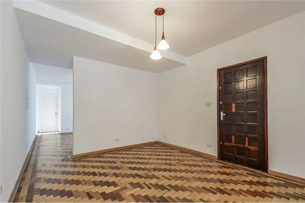 Foto 2 de Casa com 3 quartos à venda, 150m2 em Parque Colonial, São Paulo - SP