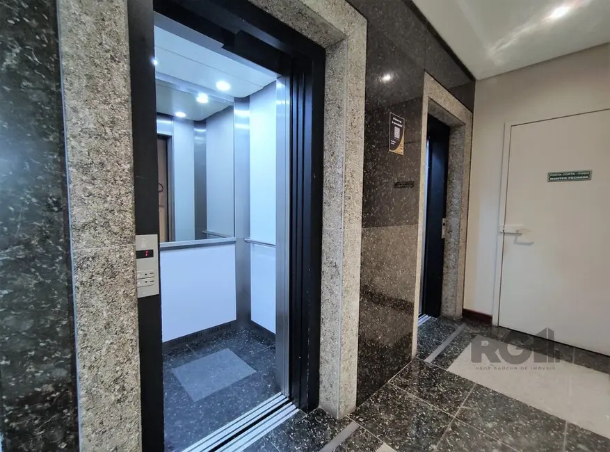 Foto 48 de Apartamento com 3 quartos à venda, 190m2 em Auxiliadora, Porto Alegre - RS