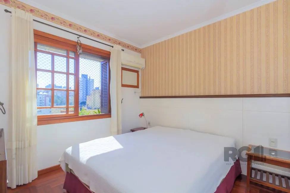 Foto 31 de Apartamento com 3 quartos à venda, 190m2 em Auxiliadora, Porto Alegre - RS