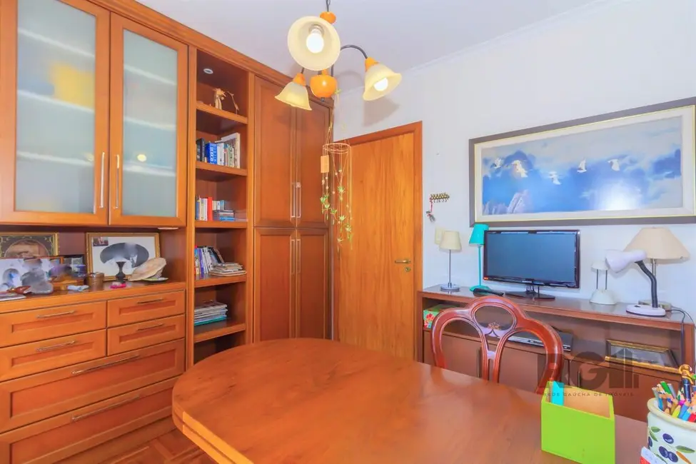 Foto 26 de Apartamento com 3 quartos à venda, 190m2 em Auxiliadora, Porto Alegre - RS
