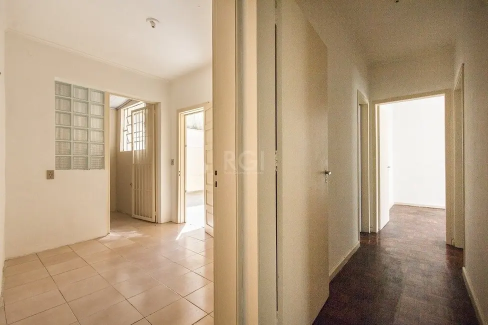 Foto 6 de Apartamento com 2 quartos à venda, 84m2 em Floresta, Porto Alegre - RS