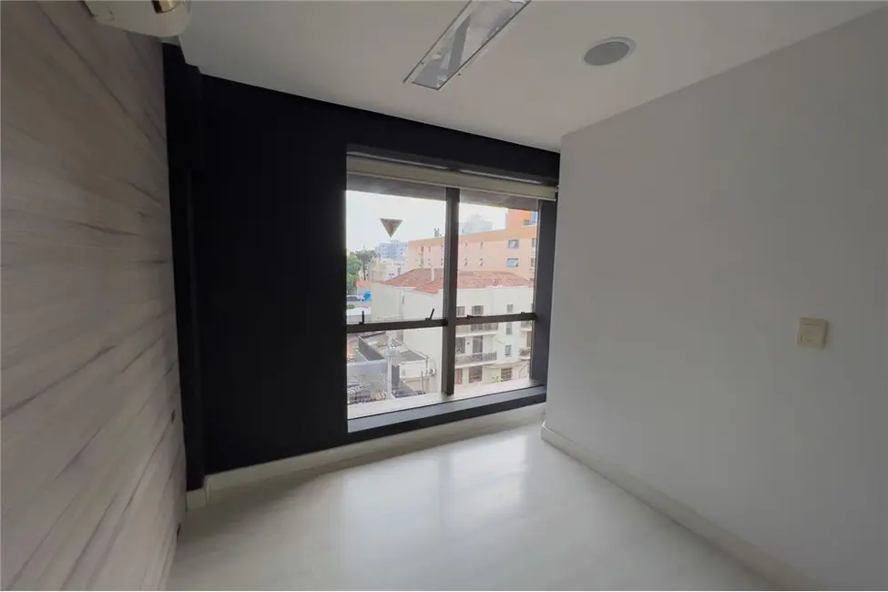 Foto 6 de Sala Comercial à venda, 113m2 em Rio Branco, Porto Alegre - RS