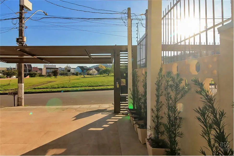 Foto 5 de Casa com 3 quartos à venda, 127m2 em Hípica, Porto Alegre - RS