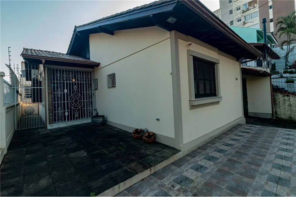 Foto 4 de Casa com 4 quartos à venda, 214m2 em Jardim do Salso, Porto Alegre - RS