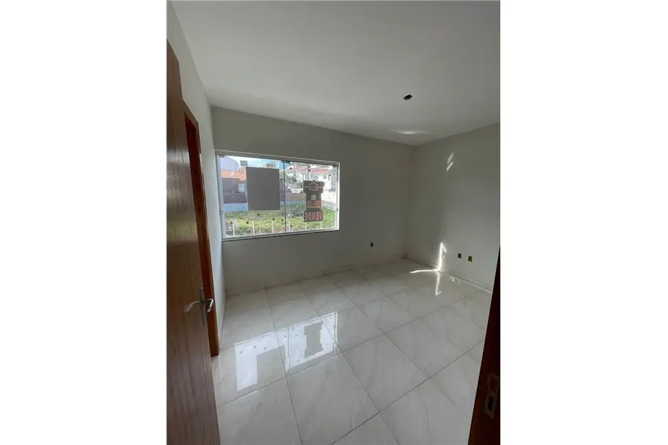 Casa com 3 quartos à venda, 93m2 em Forquilhas, Sao Jose - SC - imagem 5 Foto 5 de Casa com 3 quartos à venda, 93m2 em Forquilhas, Sao Jose - SC
