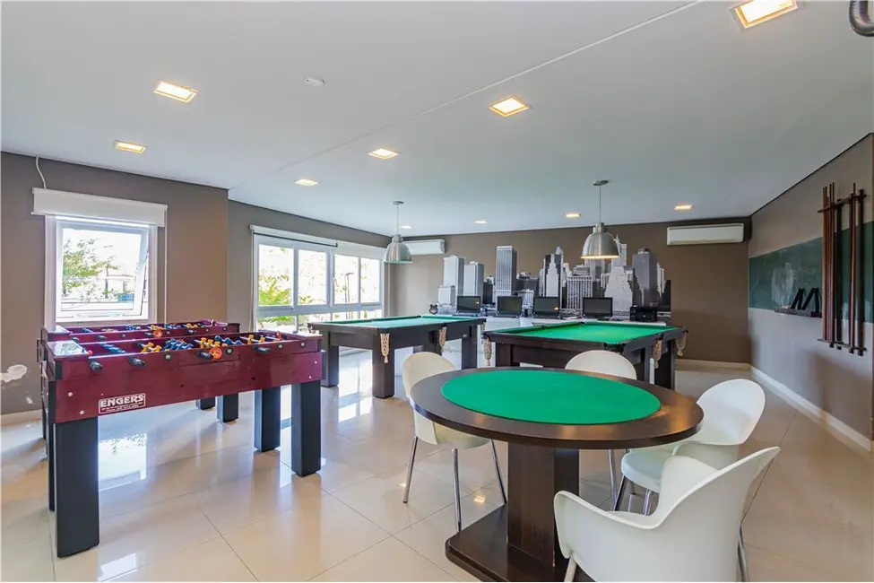 Foto 4 de Apartamento com 2 quartos à venda, 72m2 em Jardim Sabará, Porto Alegre - RS