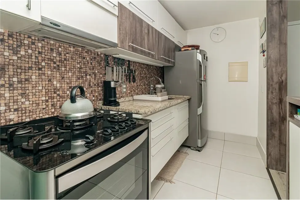 Foto 8 de Apartamento à venda, 68m2 em Jardim Carvalho, Porto Alegre - RS