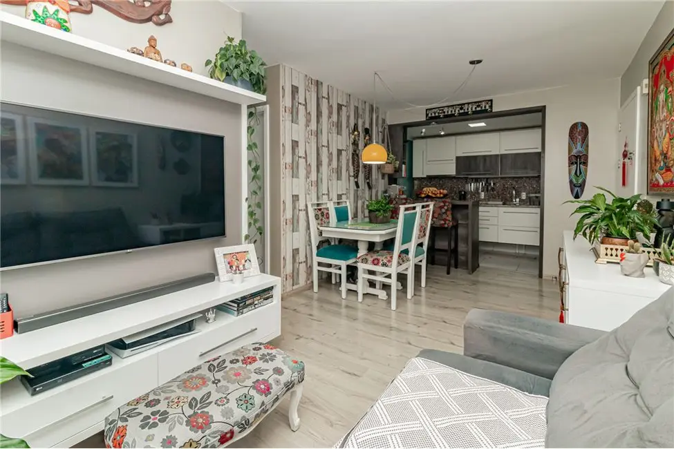 Foto 4 de Apartamento à venda, 68m2 em Jardim Carvalho, Porto Alegre - RS