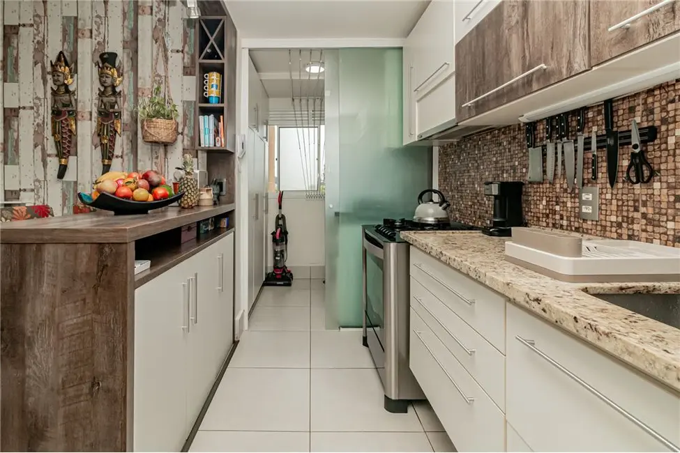 Foto 6 de Apartamento à venda, 68m2 em Jardim Carvalho, Porto Alegre - RS