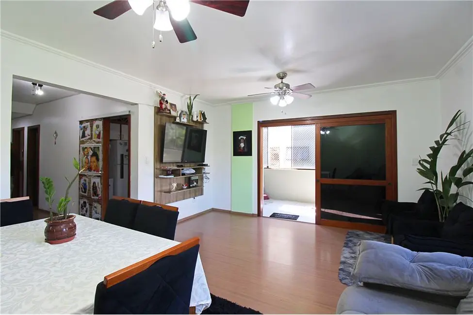 Foto 9 de Apartamento com 3 quartos à venda, 95m2 em Teresópolis, Porto Alegre - RS