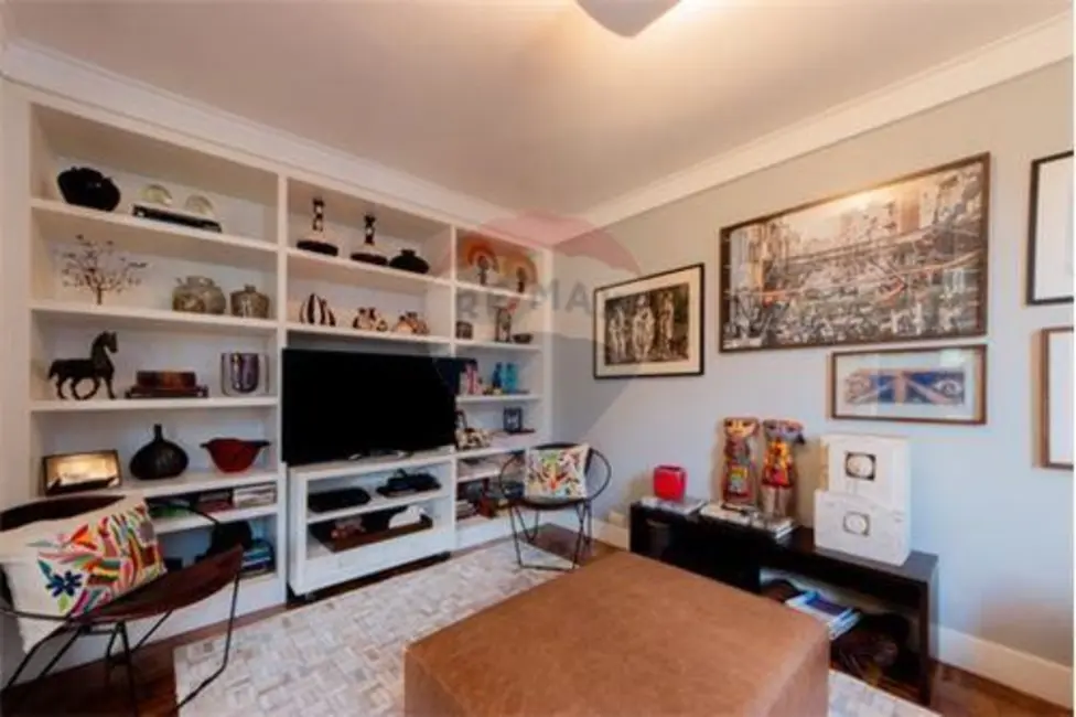 Foto 7 de Apartamento com 3 quartos à venda, 195m2 em Jardins, São Paulo - SP