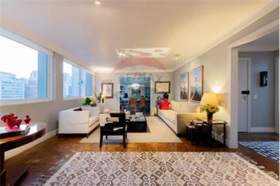 Foto 8 de Apartamento com 3 quartos à venda, 195m2 em Jardins, São Paulo - SP
