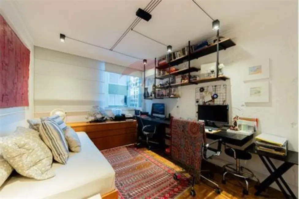Foto 5 de Apartamento com 3 quartos à venda, 195m2 em Jardins, São Paulo - SP