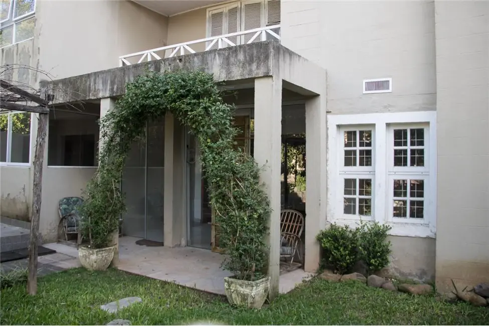 Foto 4 de Casa com 2 quartos à venda, 250m2 em Jardim Sabará, Porto Alegre - RS