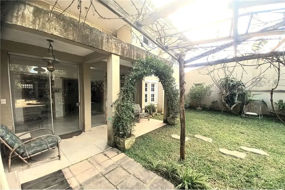 Foto 3 de Casa com 2 quartos à venda, 250m2 em Jardim Sabará, Porto Alegre - RS