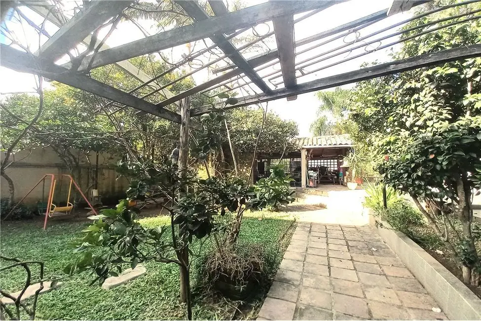 Foto 6 de Casa com 2 quartos à venda, 250m2 em Jardim Sabará, Porto Alegre - RS