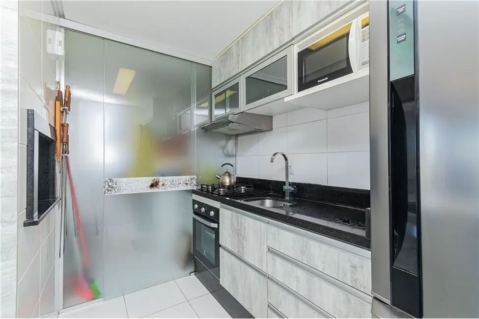 Apartamento com 3 quartos à venda, 78m2 em Passo da Areia, Porto Alegre - RS - imagem 7 Foto 7 de Apartamento com 3 quartos à venda, 78m2 em Passo da Areia, Porto Alegre - RS