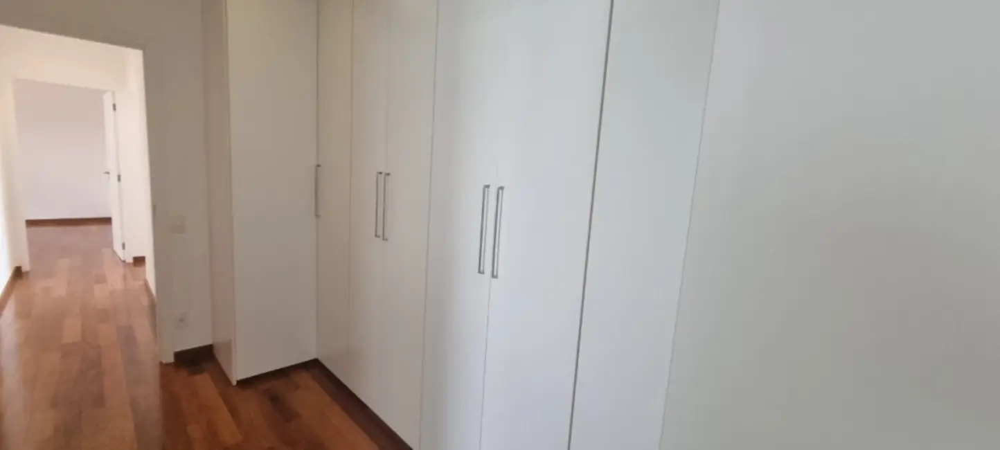 Apartamento com 3 quartos à venda, 195m2 em Vila Sofia, São Paulo - SP - imagem 2 Foto 2 de Apartamento com 3 quartos à venda, 195m2 em Vila Sofia, São Paulo - SP