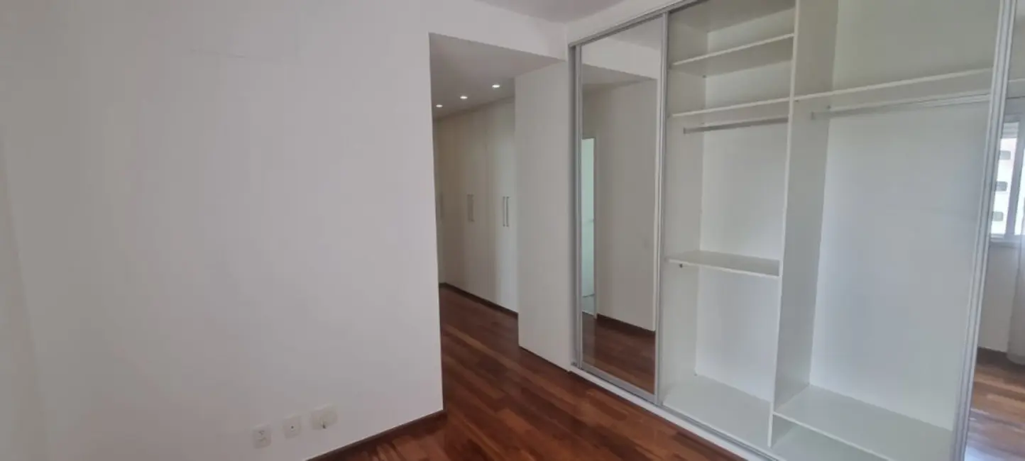 Apartamento com 3 quartos à venda, 195m2 em Vila Sofia, São Paulo - SP - imagem 8 Foto 8 de Apartamento com 3 quartos à venda, 195m2 em Vila Sofia, São Paulo - SP
