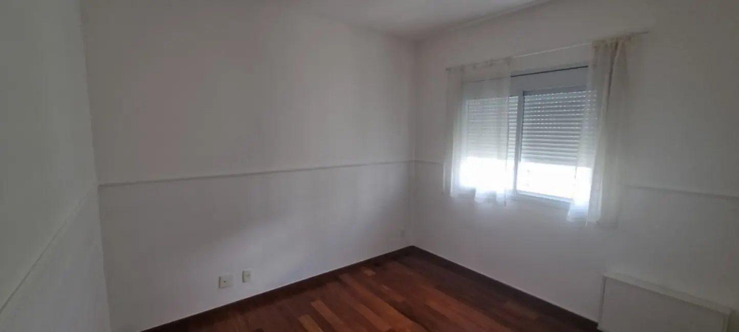 Apartamento com 3 quartos à venda, 195m2 em Vila Sofia, São Paulo - SP - imagem 9 Foto 9 de Apartamento com 3 quartos à venda, 195m2 em Vila Sofia, São Paulo - SP