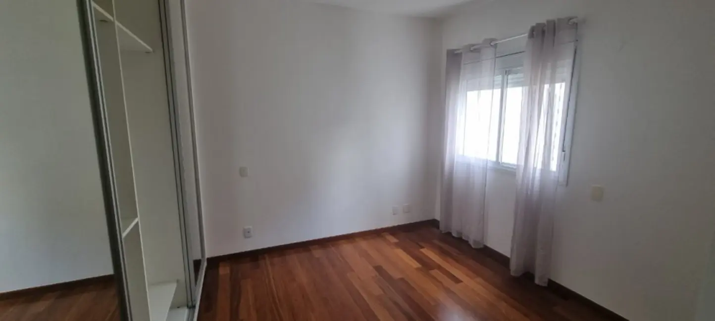 Apartamento com 3 quartos à venda, 195m2 em Vila Sofia, São Paulo - SP - imagem 5 Foto 5 de Apartamento com 3 quartos à venda, 195m2 em Vila Sofia, São Paulo - SP