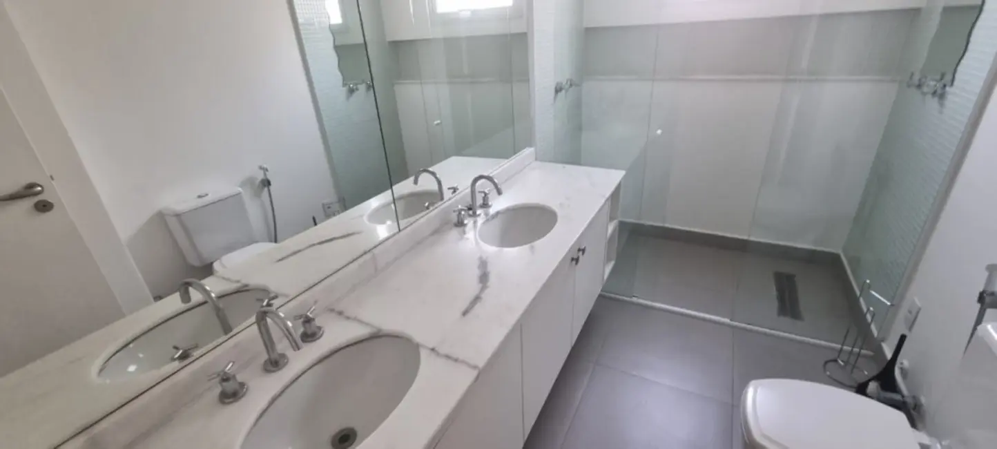 Apartamento com 3 quartos à venda, 195m2 em Vila Sofia, São Paulo - SP - imagem 6 Foto 6 de Apartamento com 3 quartos à venda, 195m2 em Vila Sofia, São Paulo - SP