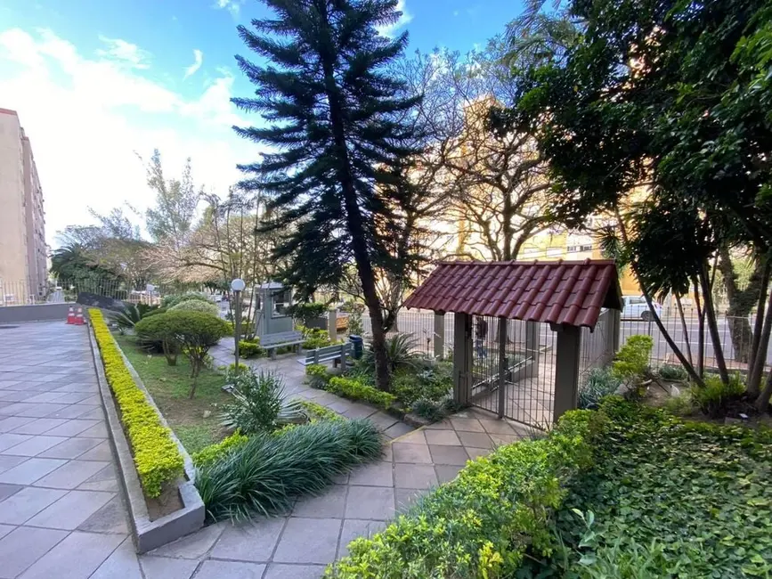 Foto 4 de Apartamento com 1 quarto à venda, 43m2 em Jardim Sabará, Porto Alegre - RS