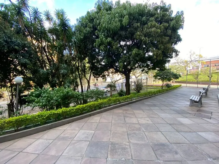 Foto 6 de Apartamento com 1 quarto à venda, 43m2 em Jardim Sabará, Porto Alegre - RS