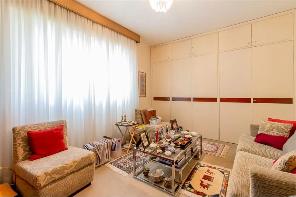 Foto 6 de Apartamento com 3 quartos à venda, 224m2 em Higienópolis, São Paulo - SP