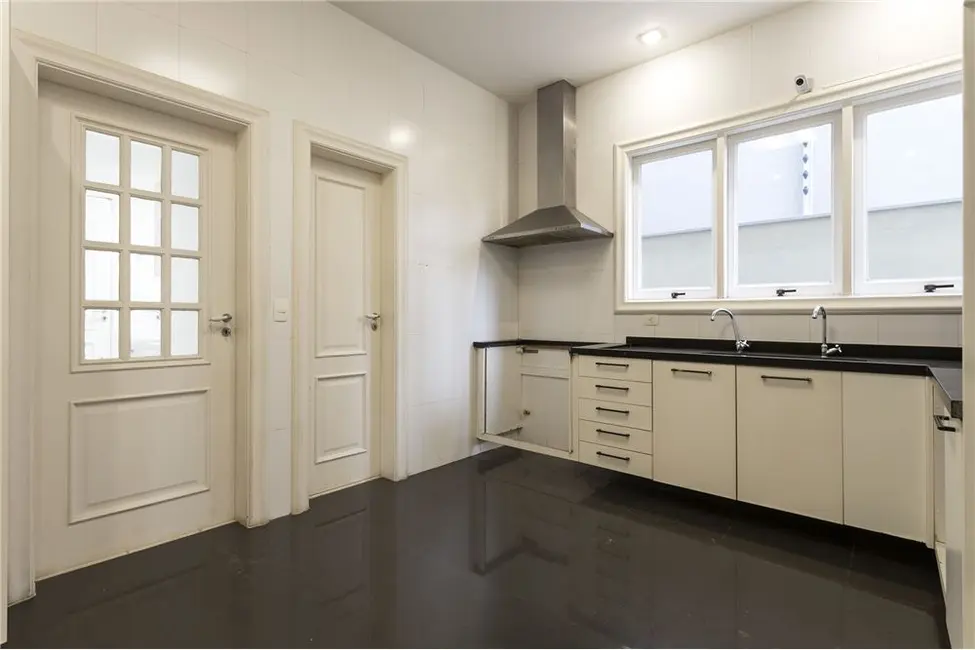 Foto 9 de Casa com 4 quartos à venda, 388m2 em Jardim Panorama, São Paulo - SP