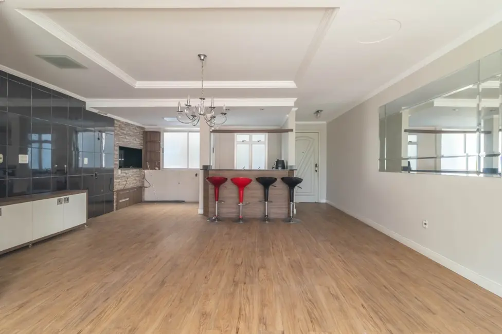 Foto 1 de Apartamento com 3 quartos à venda, 117m2 em Moinhos de Vento, Porto Alegre - RS