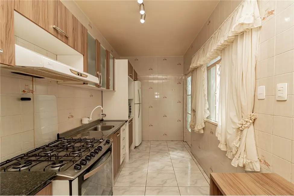 Foto 28 de Casa com 3 quartos à venda, 201m2 em Jardim Sabará, Porto Alegre - RS