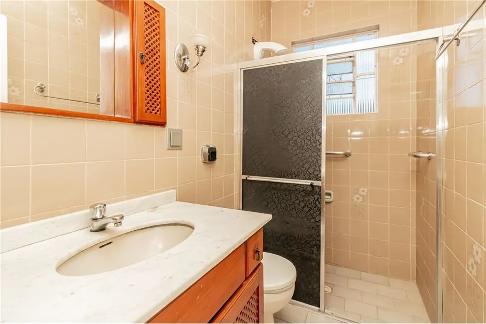 Foto 22 de Casa com 3 quartos à venda, 201m2 em Jardim Sabará, Porto Alegre - RS