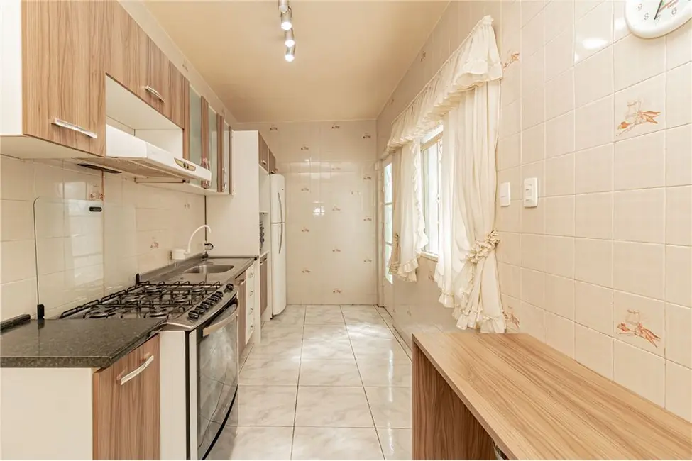 Foto 25 de Casa com 3 quartos à venda, 201m2 em Jardim Sabará, Porto Alegre - RS