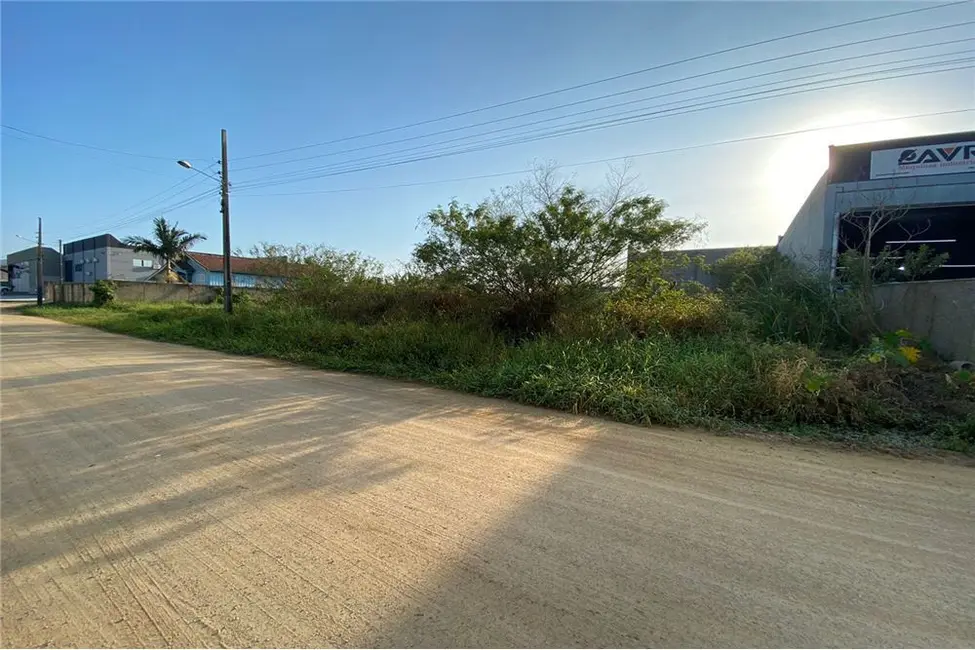 Foto 1 de Terreno / Lote à venda, 884m2 em Dehon, Tubarao - SC