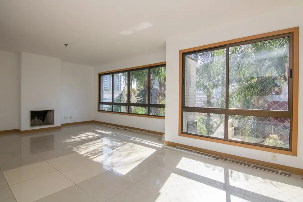 Foto 9 de Apartamento com 3 quartos à venda, 152m2 em Petrópolis, Porto Alegre - RS