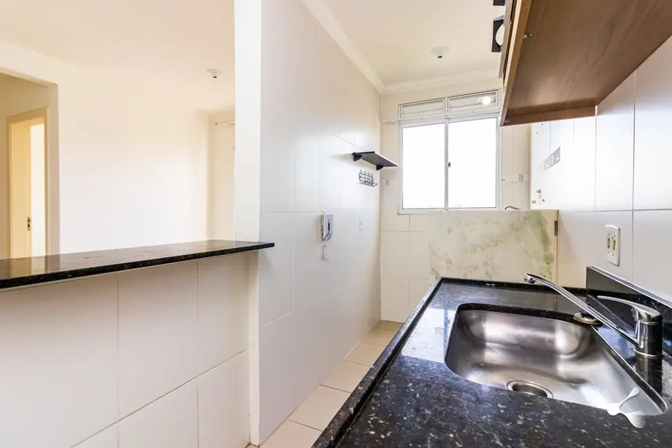 Apartamento com 2 quartos à venda, 59m2 em Teresópolis, Porto Alegre - RS - imagem 6 Foto 6 de Apartamento com 2 quartos à venda, 59m2 em Teresópolis, Porto Alegre - RS