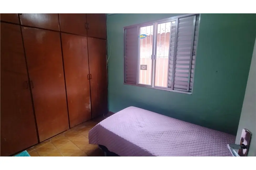 Casa com 3 quartos à venda, 183m2 em Centro, Poa - SP - imagem 9 Foto 9 de Casa com 3 quartos à venda, 183m2 em Centro, Poa - SP