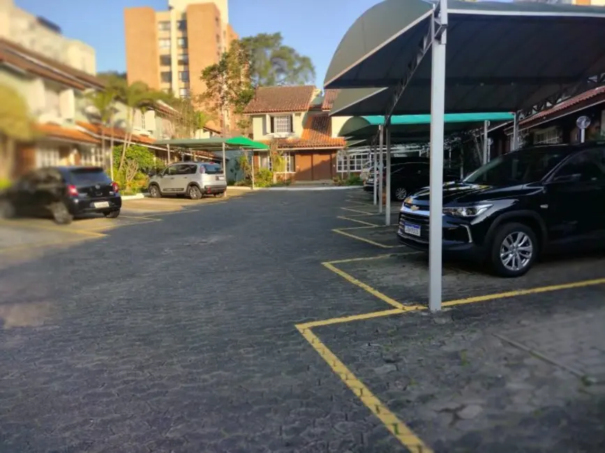 Foto 9 de Casa com 2 quartos à venda, 79m2 em Tristeza, Porto Alegre - RS