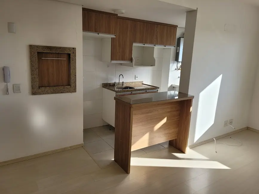 Apartamento com 2 quartos à venda, 58m2 em Passo da Areia, Porto Alegre - RS - imagem 4 Foto 4 de Apartamento com 2 quartos à venda, 58m2 em Passo da Areia, Porto Alegre - RS