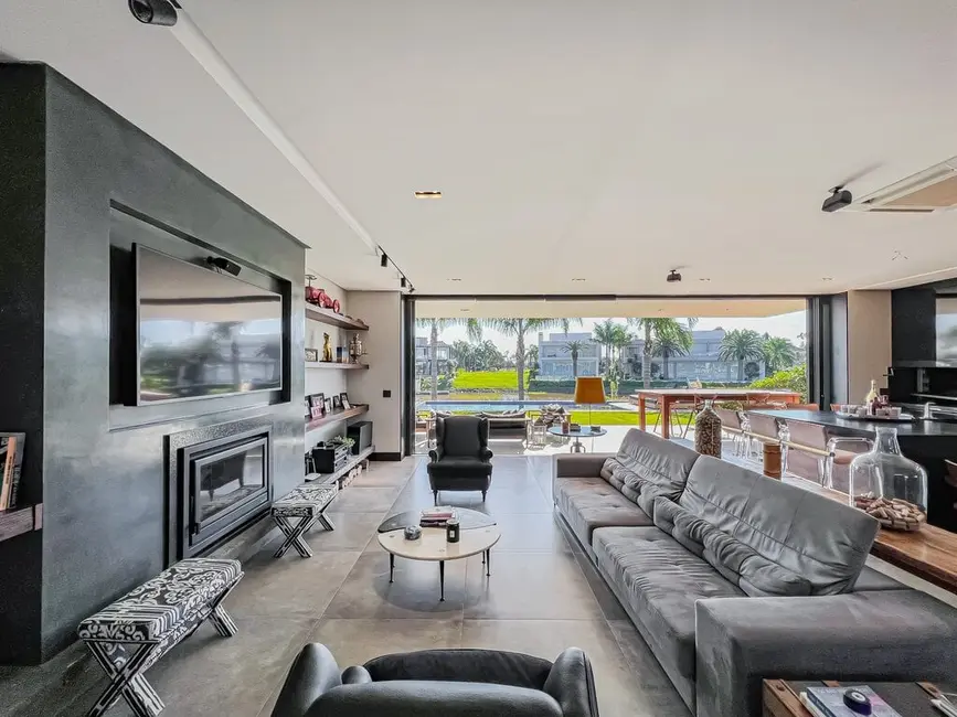 Foto 4 de Casa com 5 quartos à venda, 540m2 em Eldorado Do Sul - RS