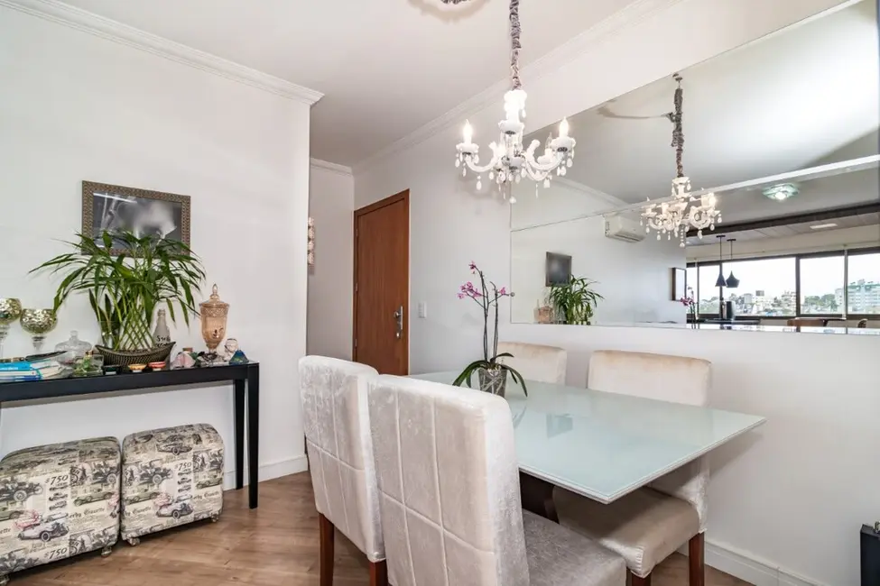 Apartamento com 2 quartos à venda, 75m2 em Petrópolis, Porto Alegre - RS - imagem 9 Foto 9 de Apartamento com 2 quartos à venda, 75m2 em Petrópolis, Porto Alegre - RS