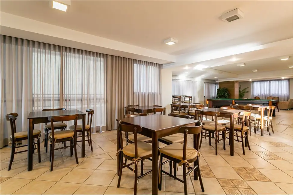 Apartamento com 4 quartos à venda, 244m2 em Centro, Florianopolis - SC - imagem 3 Foto 3 de Apartamento com 4 quartos à venda, 244m2 em Centro, Florianopolis - SC