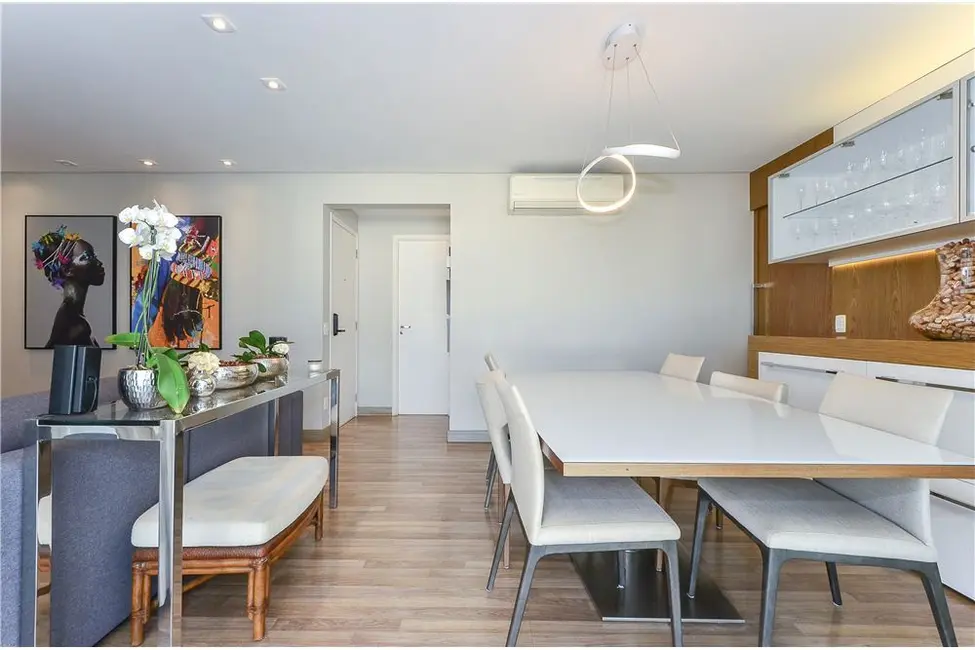 Apartamento com 3 quartos à venda, 138m2 em Santo Amaro, São Paulo - SP - imagem 8 Foto 8 de Apartamento com 3 quartos à venda, 138m2 em Santo Amaro, São Paulo - SP