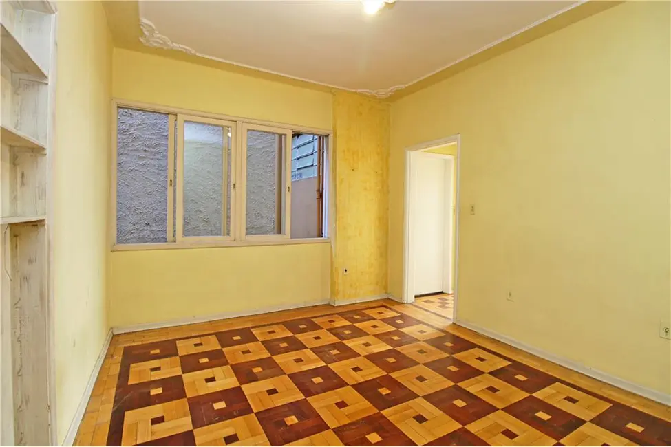 Apartamento com 2 quartos à venda, 67m2 em Santana, Porto Alegre - RS - imagem 6 Foto 6 de Apartamento com 2 quartos à venda, 67m2 em Santana, Porto Alegre - RS